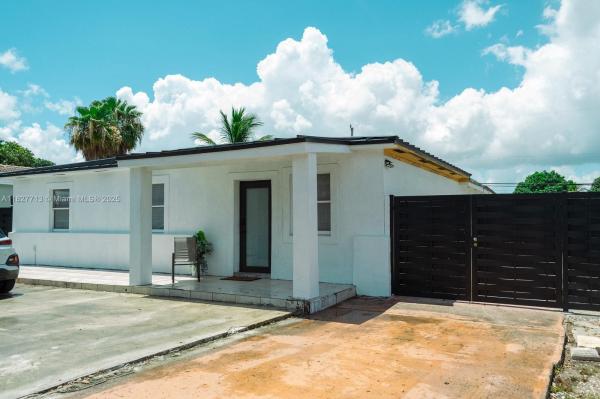 90 E 41st St, Hialeah, Florida 33013, image 1