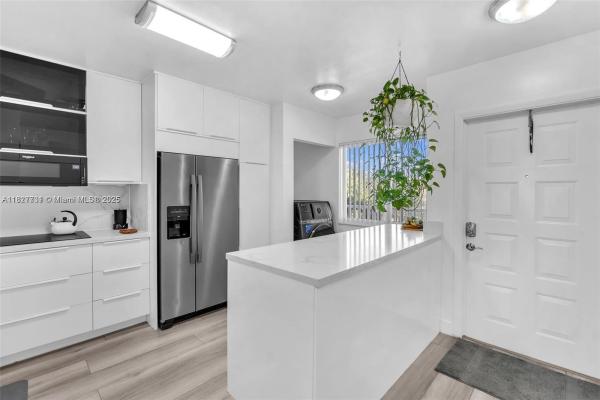 Weldon, 9525 Weldon Cir #H305, Tamarac, Florida 33321, image 1