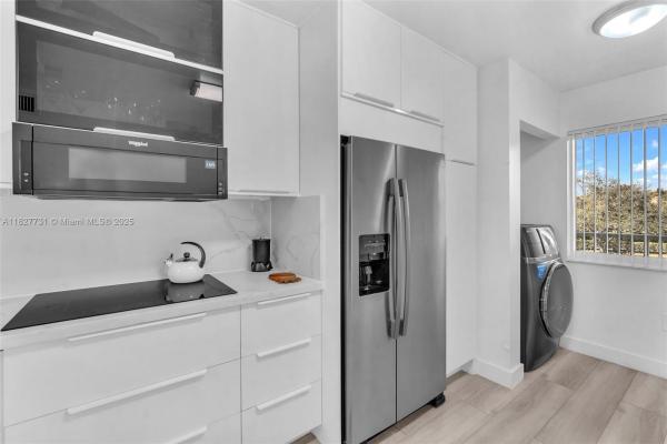 Weldon, 9525 Weldon Cir #H305, Tamarac, Florida 33321, image 2