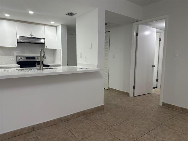 Las Vistas At Doral, 8100 Geneva Ct #142, Doral, Florida 33166, image 1