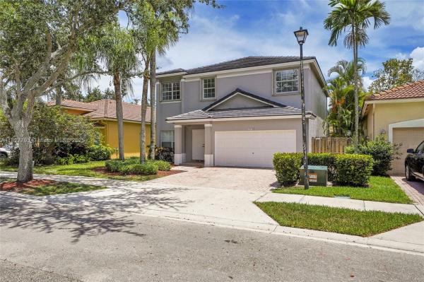 Sapphire Pointe, 16400 Sapphire Pl, Weston, Florida 33331, image 1