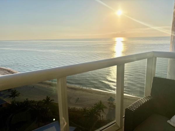 Trump Royale, 18201 Collins Ave #1804, Sunny Isles Beach, Florida 33160, image 1