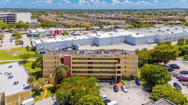9280 Fontainebleau Blvd #206, Miami, Florida 33172, image 1