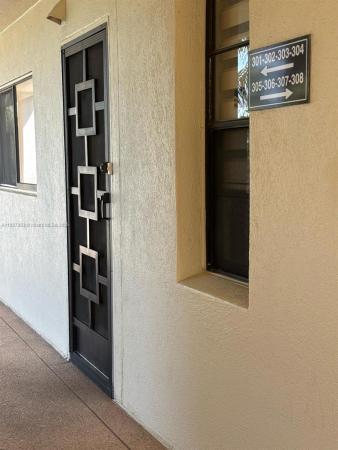 Huntington Lakes 5, 7310 Ashford Pl #304, Delray Beach, Florida 33446, image 1