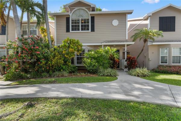 Courtyards At Deerwood, 12201 SW 148 St #601, Three Lakes, Florida 33186, image 2