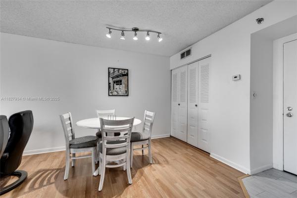 Isola, 770 Claughton Island Dr #1210, Miami, Florida 33131, image 2