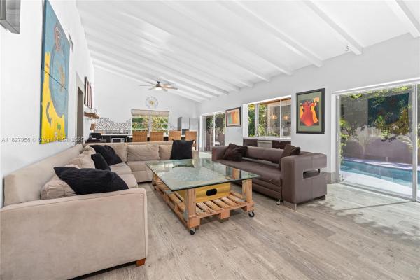 14400 NE 4th Ave, Miami, Florida 33161, image 1
