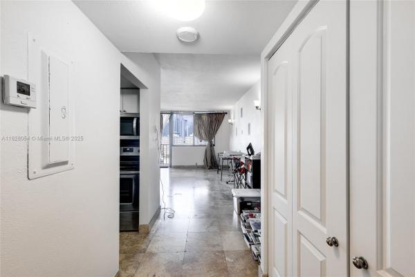 Brickell Key One, 520 Brickell Key Dr #A1817, Miami, Florida 33131, image 2