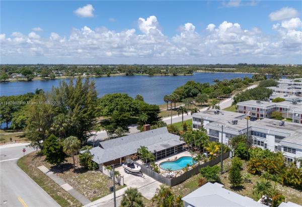 Lake Osborne Heights, 3410 Lake Osborne Dr, Lake Worth Beach, Florida 33461, image 2
