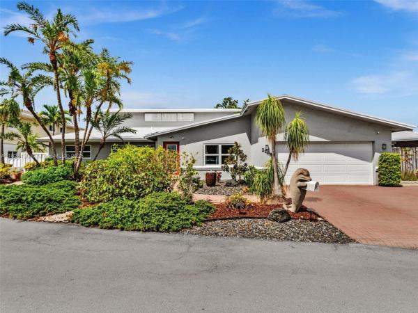 Coral Point, 2108 NE 24th St, Wilton Manors, Florida 33305, image 1