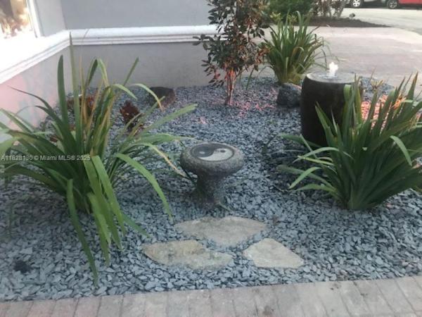 Coral Point, 2108 NE 24th St, Wilton Manors, Florida 33305, image 2