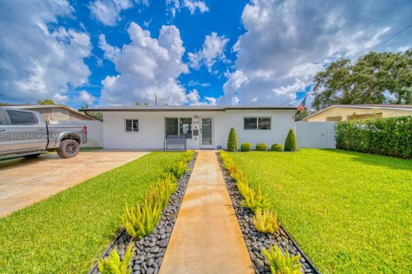 Driftwood Acres, 6641 Greene St, Hollywood, Florida 33024, image 1