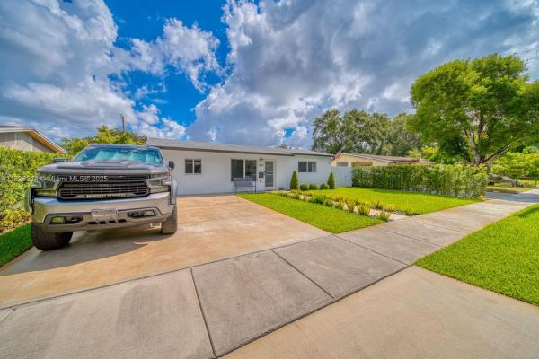 Driftwood Acres, 6641 Greene St, Hollywood, Florida 33024, image 3