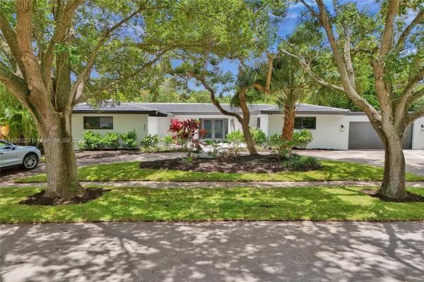 Plantation Gardens, 5850 Rose Ter, Plantation, Florida 33317, image 1