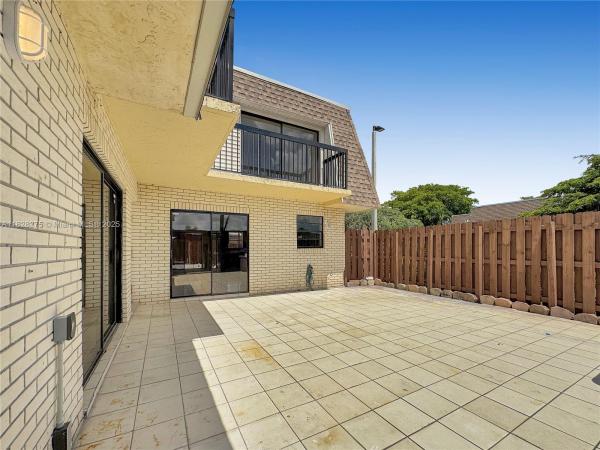 Bay Tree Patio Homes, 8103 SW 24th St #32B, North Lauderdale, Florida 33068, image 2