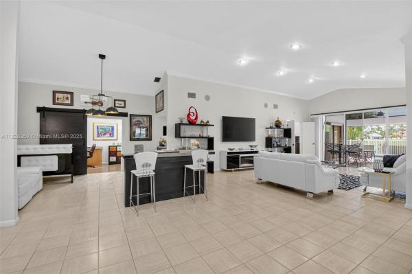 Boca Woods Country Club, 10344 Sunset Bend Dr, Boca Raton, Florida 33428, image 1
