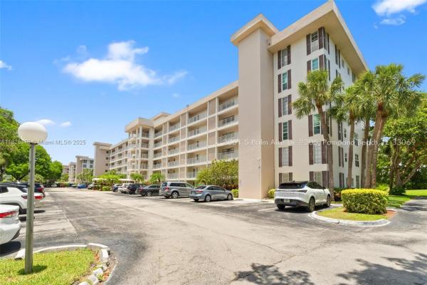 Palm-Aire Country Club 3, 2851 S Palm Aire Dr #205, Pompano Beach, Florida 33069, image 1