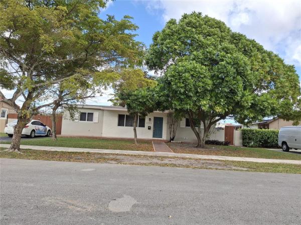 2915 SW 92nd Pl, Miami, Florida 33165, image 1