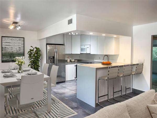 Bamboo Villas, 1250 Miami Rd #2, Fort Lauderdale, Florida 33316, image 1