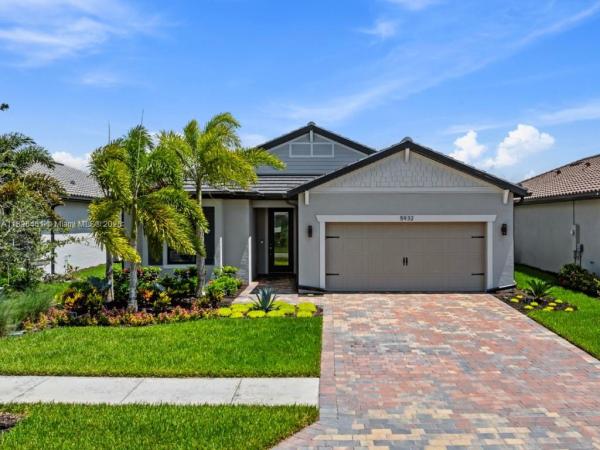 Del Webb Naples, 5932 Gala Dr, Ave Maria, Florida 34142, image 1
