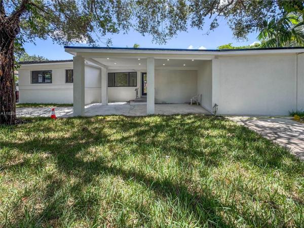 760 NE 163rd St, Miami, Florida 33162, image 1