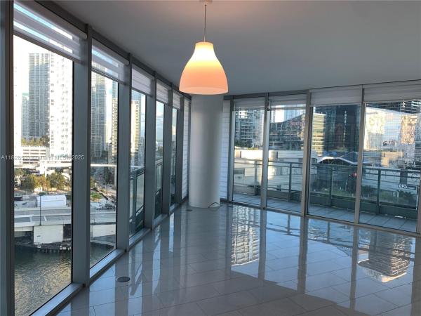 Mint At Riverfront, 92 SW 3rd St #1601, Miami, Florida 33130, image 1