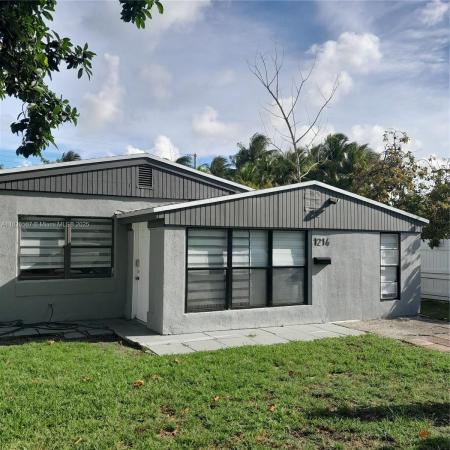 1214 NE 180th St, Miami, Florida 33162, image 1