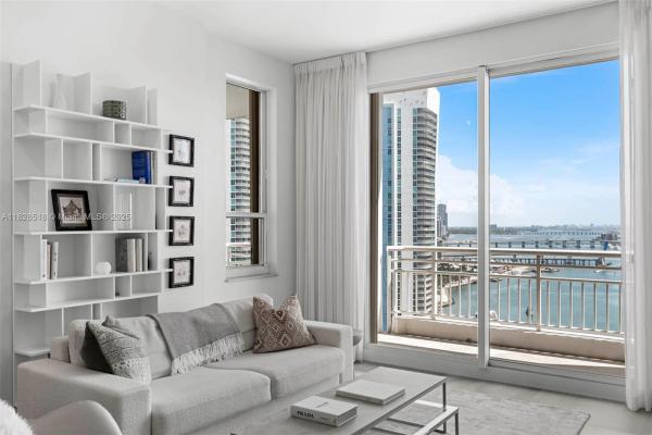One Tequesta Point, 888 Brickell Key Dr #2606, Miami, Florida 33131, image 2