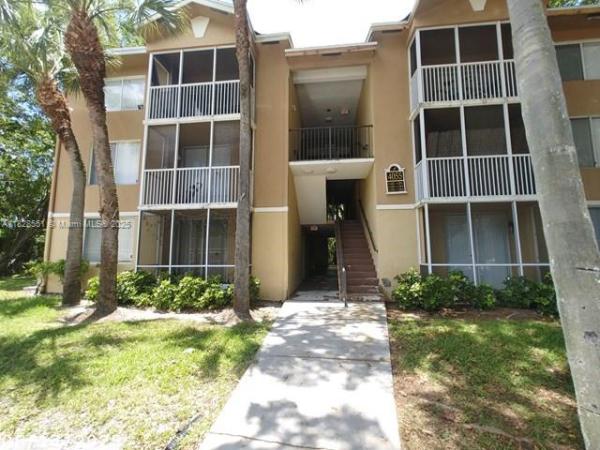 Windward Lakes At Palm-Aire, 4055 W Mcnab Rd #H103, Pompano Beach, Florida 33069, image 1