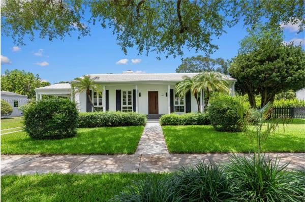 45 NE 104th St, Miami, Florida 33138, image 1