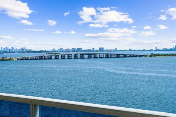New Wave, 725 NE 22nd St #16A, Miami, Florida 33137, image 2