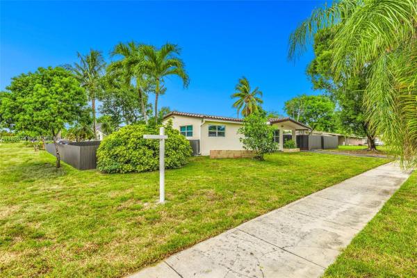 Heritage Estates, 6601 Branch St, Hollywood, Florida 33024, image 3