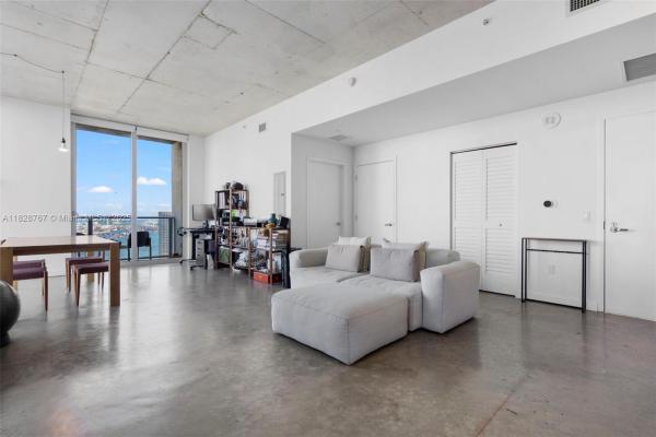 Centro, 151 SE 1st St #3102, Miami, Florida 33131, image 1