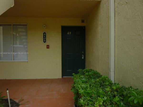 The Sterling Villages Of Palm Beach Lakes, 4106 Glenmoor Dr, West Palm Beach, Florida 33409, image 3