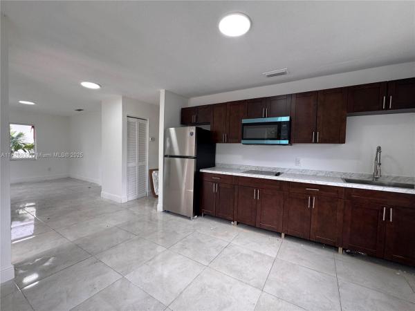 The Pines, 2803 SW 26th St #A, Miami, Florida 33133, image 1
