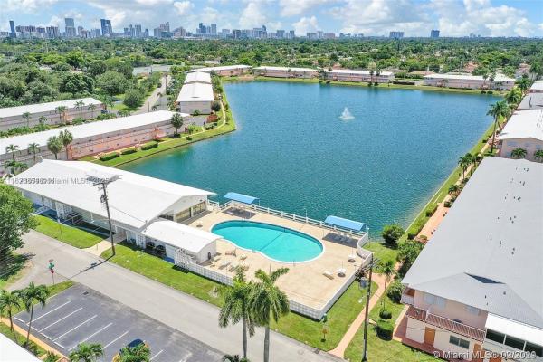 820 SW 11th Ave #16B, Hallandale Beach, Florida 33009, image 1