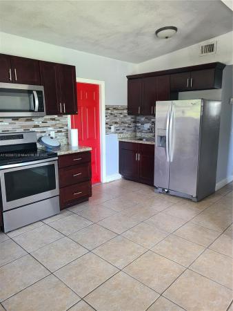 Rainbow Park, 1721 NW 152nd St, Miami Gardens, Florida 33054, image 2