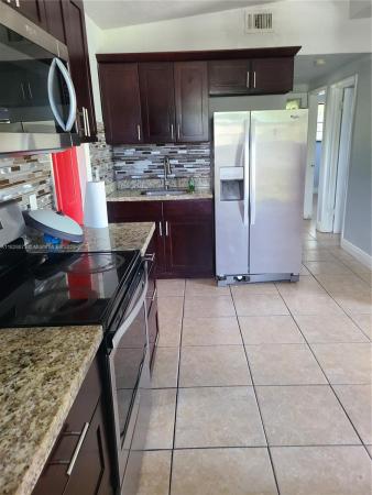 Rainbow Park, 1721 NW 152nd St, Miami Gardens, Florida 33054, image 3