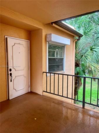 Lago West, 430 Commodore Dr #301, Plantation, Florida 33325, image 1