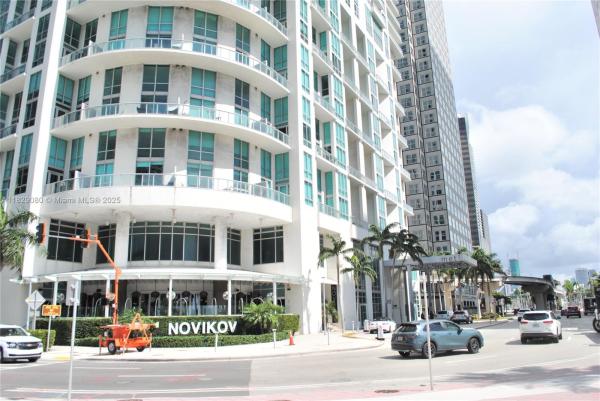 Met 1, 300 S Biscayne Blvd #T-2802, Miami, Florida 33131, image 1