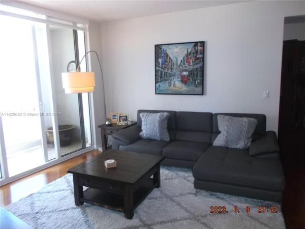 Carbonell, 901 Brickell Key Blvd #1201, Miami, Florida 33131, image 1