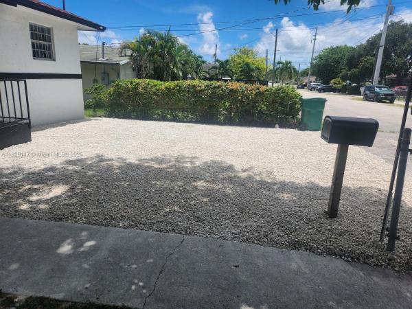 Midway Park, 2251 NW 60th St, Brownsville, Florida 33142, image 3