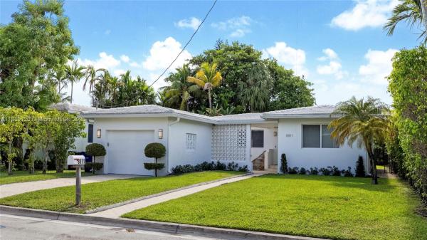 Normandy Beach, 8811 Hawthorne Ave, Surfside, Florida 33154, image 2
