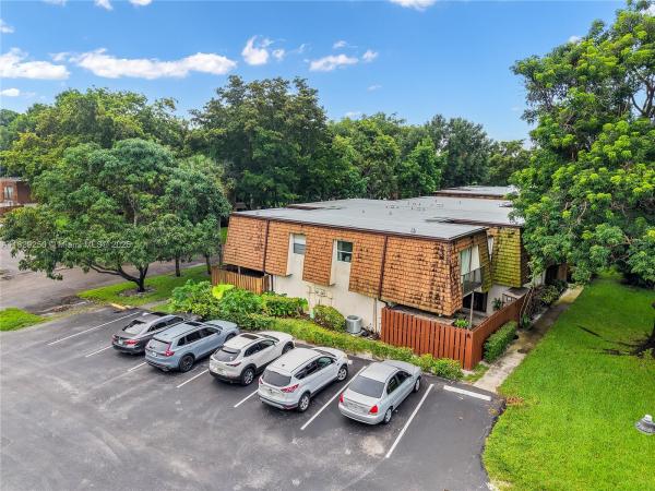 Woodvale, 9111 SW 22nd Ct #B-3, Davie, Florida 33324, image 1