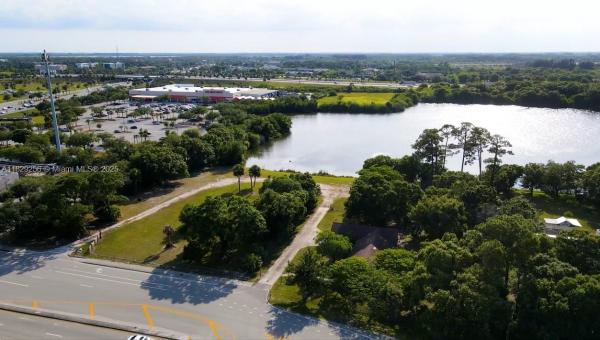 2511 S Jenkins Rd #2511, Fort Pierce, Florida 34947, image 1