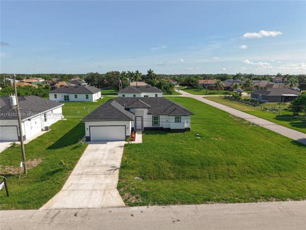 5002 Bygone St, Lehigh Acres, Florida 33971, image 1