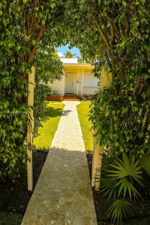 Normandy Waterway, 1325 Marseille Dr 0, Miami Beach, Florida 33141, image 1