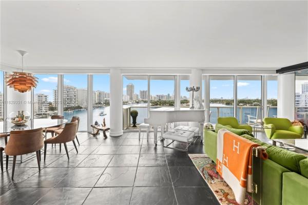 King Cole, 900 Bay Dr 704, Miami Beach, Florida 33141, image 1