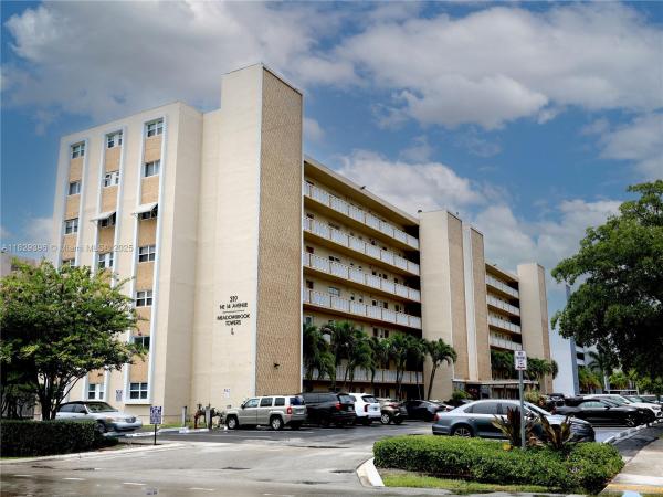 Meadowbrook Towers, 319 NE 14th Ave #505, Hallandale Beach, Florida 33009, image 1