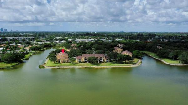Sailboat Pointe, 2341 NW 33rd St #409, Oakland Park, Florida 33309, image 2